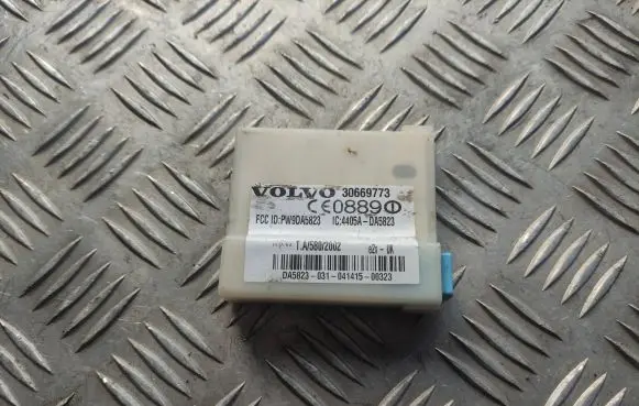 Volvo XC90 Alarm control unit/module 30669773 PW9DA5823 4405ADA5823