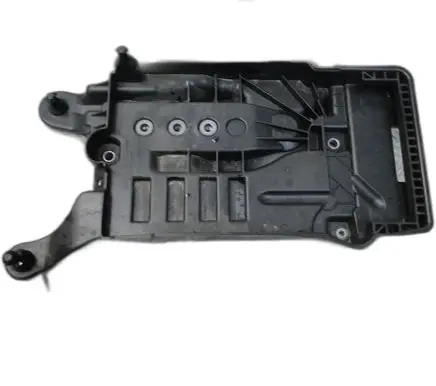 Volkswagen Taigo Battery box tray 2Q0915331