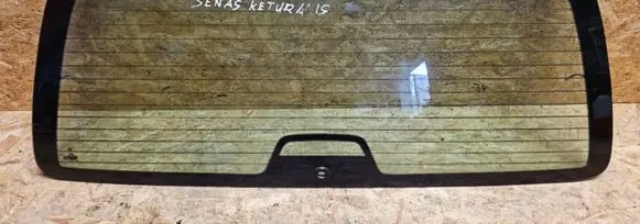 Mercedes-Benz E W210 Rear windscreen/windshield window