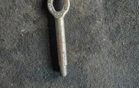 Chevrolet Orlando Towing hook eye 