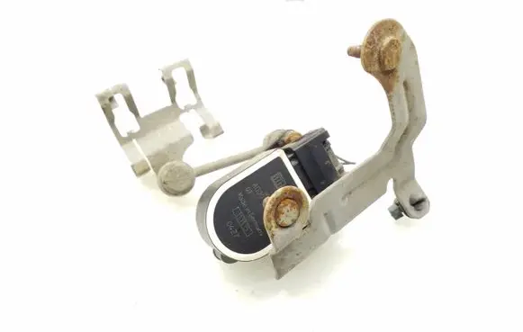 Mercedes-Benz E W213 Headlight/headlamp level sensor A0009053704