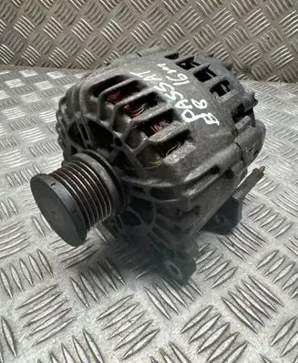 Volkswagen PASSAT B8 Generator/alternator 03L903023L