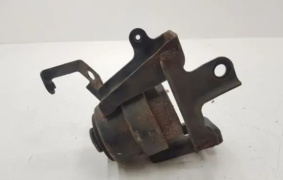 Toyota Corolla Verso AR10 Engine mount bracket