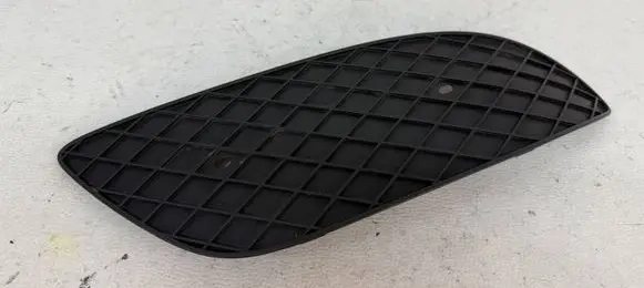Mercedes-Benz Vito Viano W639 Front bumper lower grill A6398805770 980508