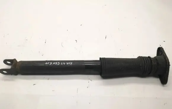 KIA Sportage Rear shock absorber/damper 553113U010