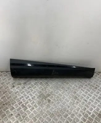 Renault Captur II Front door trim (molding) 801860606R