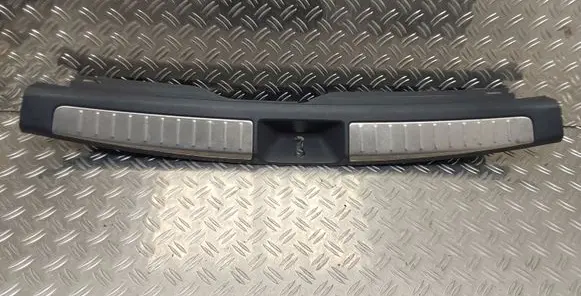 Toyota Avensis T250 Trunk/boot sill cover protection 5838705090