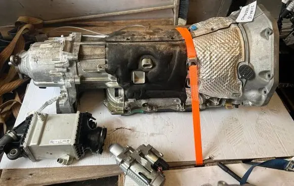 BMW M5 F90 Automatic gearbox GA8X76DZ 024045