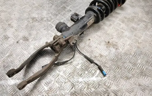 Front shock absorber with coil spring