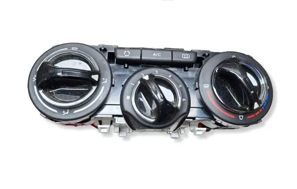 Peugeot 208 I Climate control unit S26279379 9819611577