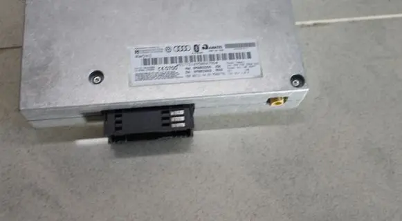 Audi A3 S3 A3 Sportback 8P Bluetooth control unit module 8P0862335S BE9377