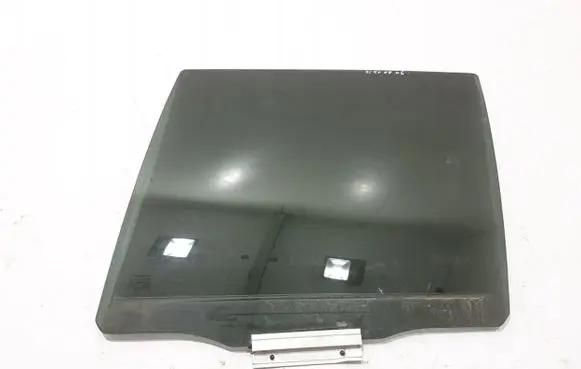 Volvo XC90 Rear door window glass 30674345