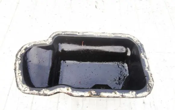 Oil sump