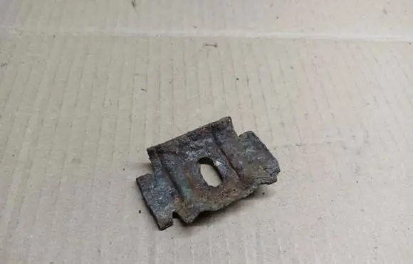 Suzuki SX4 S-Cross Battery bracket 44212