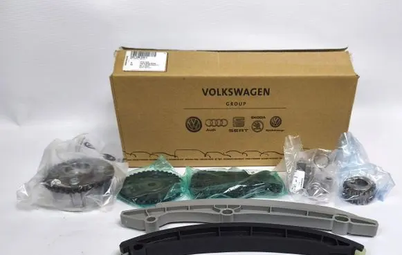 Volkswagen Golf VI Timing chain (engine) 03C198229C