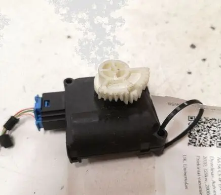 Audi A6 S6 C6 4F Air flap motor/actuator 0132801369