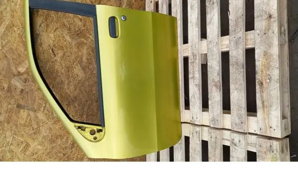 Fiat Punto (176) Front door