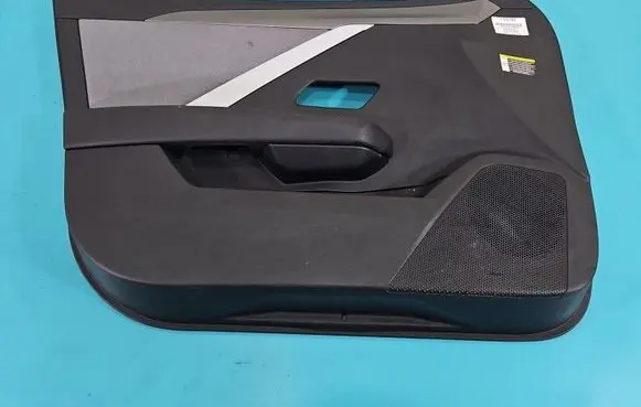 Opel Astra L Front door card panel trim 9840735780 IMPRK1512197