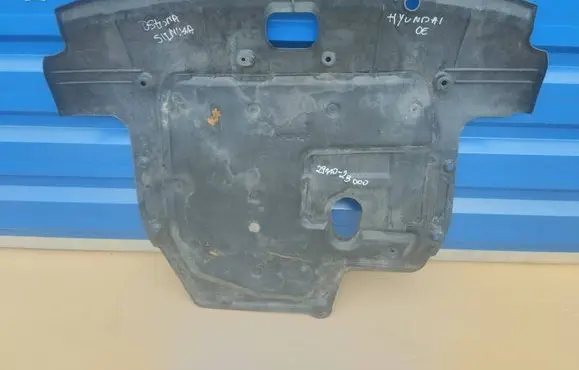 Hyundai Santa Fe Engine splash shield/under tray 291102B000