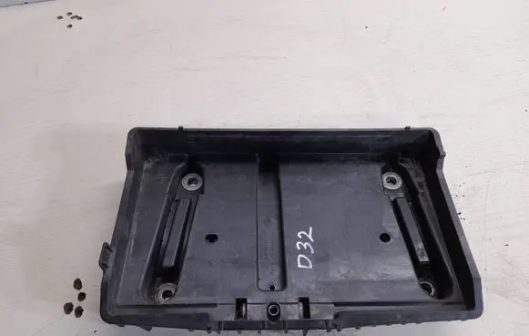 Mercedes-Benz C W205 Battery tray A2056200118
