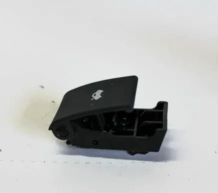 Dodge Challenger Engine bonnet (hood) release handle
