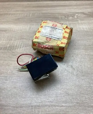 Mercedes-Benz 250 280 C CE W114 Window wiper relay 0335320005000 0335320005