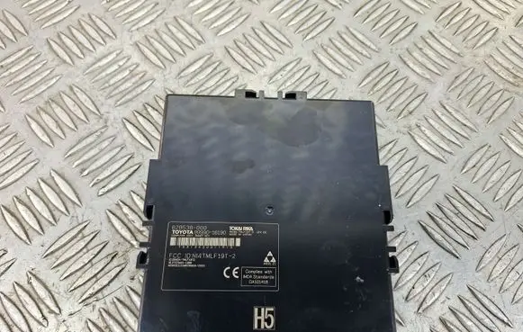 Toyota Corolla Cross Keyless (KESSY) go control unit/module 8999016190 62B538000
