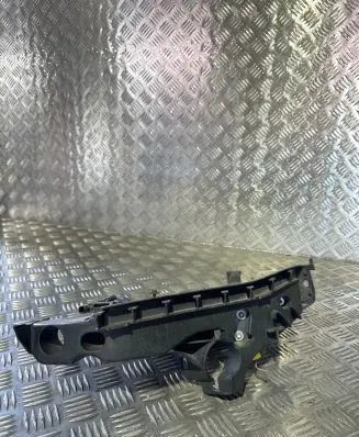 Audi A4 S4 B8 8K Radiator support slam panel bracket 8K0805507A