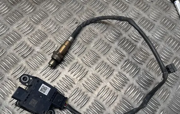 BMW X6 F16 Lambda probe sensor 8582024 0281007682