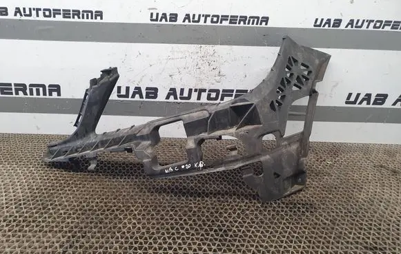 Mercedes-Benz C W204 Front bumper mounting bracket A2048850765 PS09195