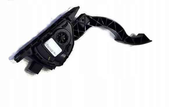 Mazda 3 II Accelerator throttle pedal BBM241600A