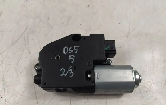 Citroen DS5 Sunroof motor/actuator 1731706A