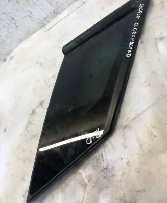 Opel Grandland X Rear side window 43r01351