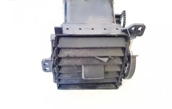 Toyota Auris 150 Dash center air vent grill 9474