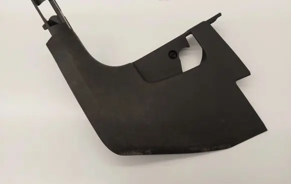 Foot area side trim