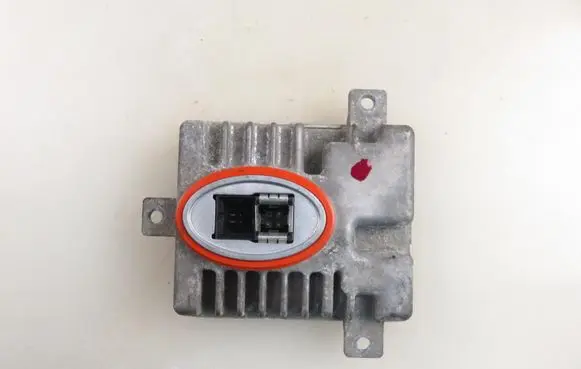 Headlight ballast module Xenon