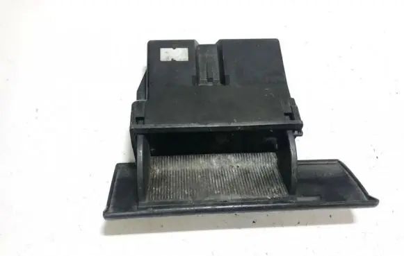 Ford Mondeo MK I Car ashtray d2s2a