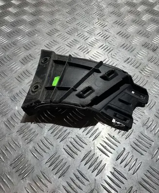 Skoda Kamiq Radiator trim 658121764B