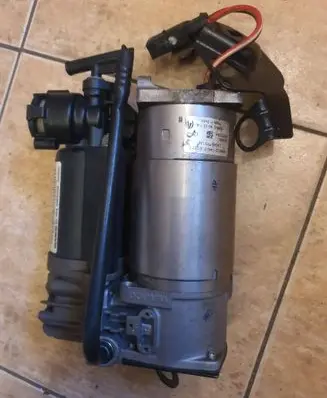 Mercedes-Benz S W220 Air suspension compressor/pump 26071594 0060040157A 443000171