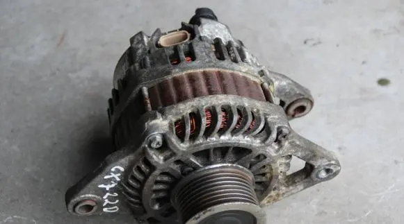 Mazda CX-7 Generator/alternator A2TJ0681