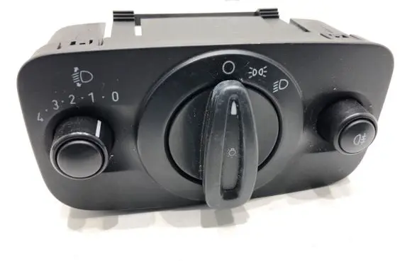 Ford Fiesta Other switches/knobs/shifts 8A6T13A024AB