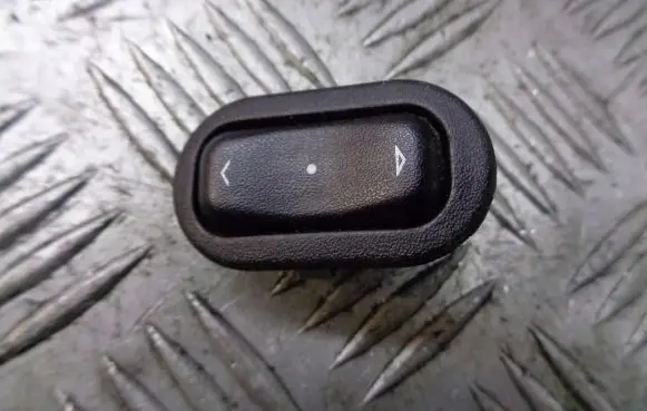 Opel Zafira A Quarter vent window switch 13363100
