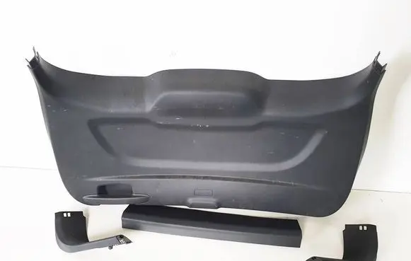Ford Kuga II Bottom trim 