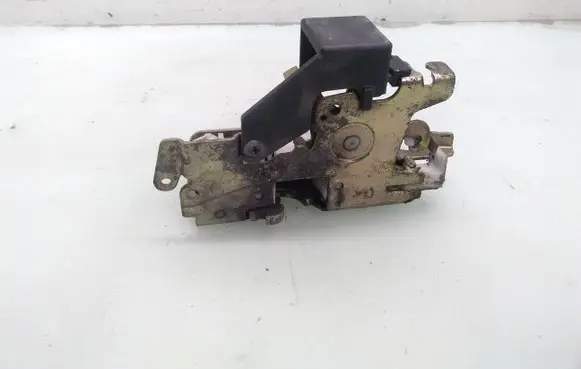 Mercedes-Benz Sprinter W901 W902 W903 W904 Front door lock 