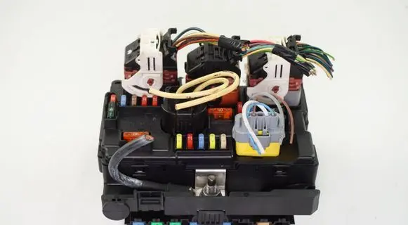 Citroen C3 Pluriel BSM Control unit 9667199580