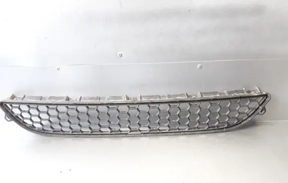Volvo S60 Front bumper lower grill 30795022 30795021