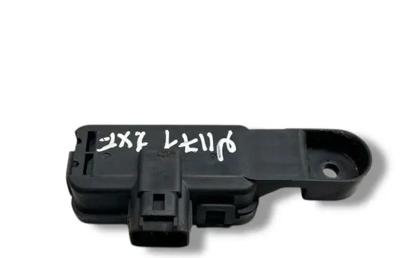 Jaguar XF X250 Air quality sensor 0136500010