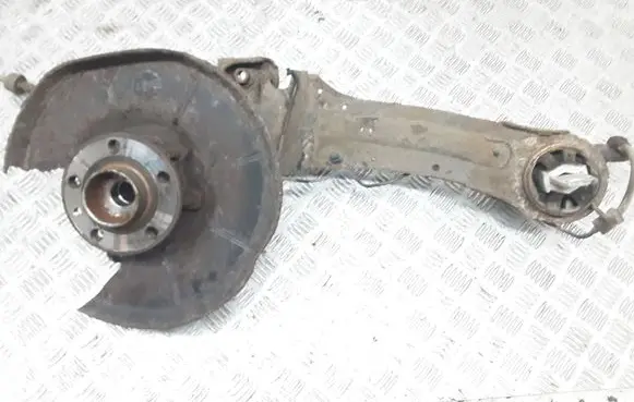 Volvo XC60 Rear wheel hub 7G915A969