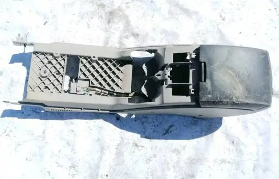 Chrysler Pacifica Armrest 1002156aa