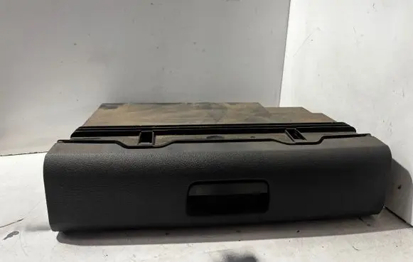 Volkswagen Touran I Glove box 1T0881580C